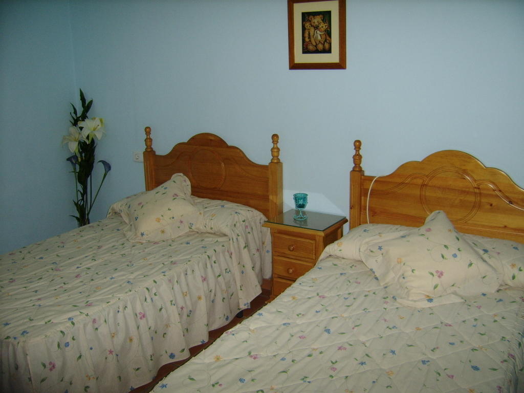 Los Olivos Arroyo Frio Room photo